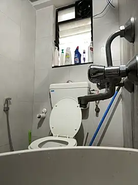 Snapshot of the_indian_dick_u_want chatting on October 27, 1:31 am the indian dick u want online show from October 27, 1:31 am