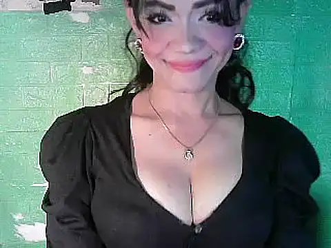 Rosebaumgardner1234 online show from February 21, 11:43 pm