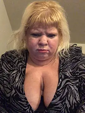 Snapshot of JemJensen30 chatting on February 1, 8:08 am JemJensen30 online show from February 1, 8:08 am