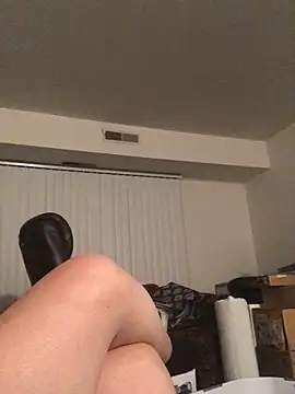 Snapshot of JemJensen30 chatting on February 23, 11:33 am JemJensen30 online show from February 23, 11:33 am