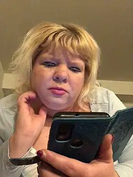 Snapshot of JemJensen30 chatting on March 20, 5:46 am JemJensen30 online show from March 20, 5:46 am