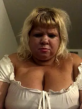 Snapshot of JemJensen30 chatting on September 27, 7:02 am JemJensen30 online show from September 27, 7:02 am