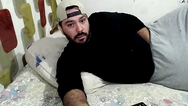 Snapshot of lucasprloco chatting on December 4, 11:46 pm lucasprloco online show from December 4, 11:46 pm