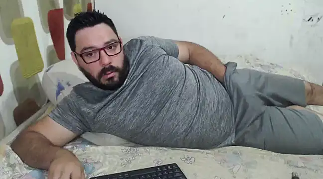 Snapshot of lucasprloco chatting on January 8, 2:25 pm lucasprloco online show from January 8, 2:25 pm