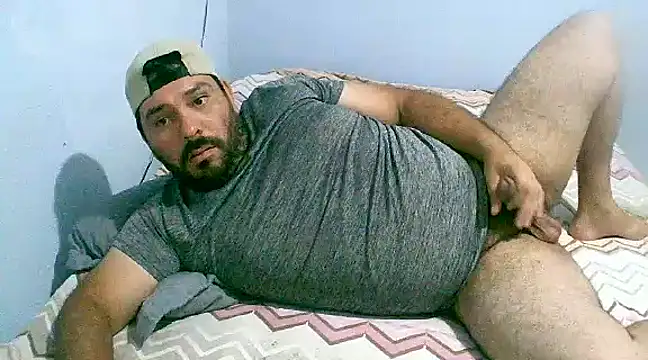 Snapshot of lucasprloco chatting on March 9, 1:35 am lucasprloco online show from March 9, 1:35 am