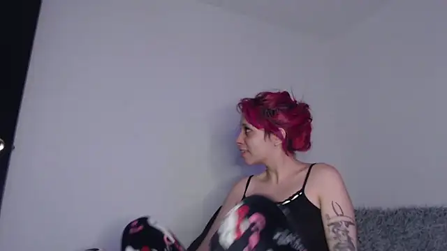 MaryJannes online show from October 13, 8:14 am