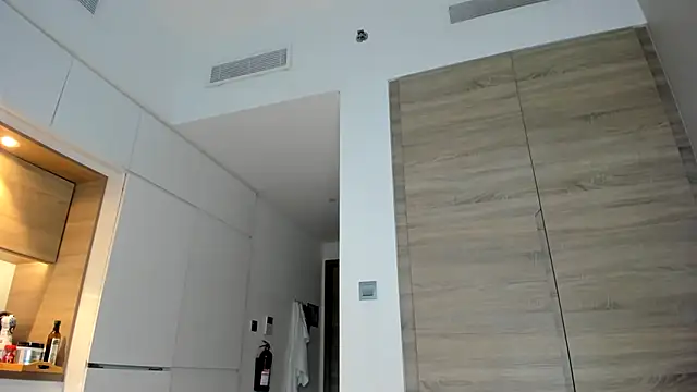 alexademie1 online show from October 3, 1:41 pm