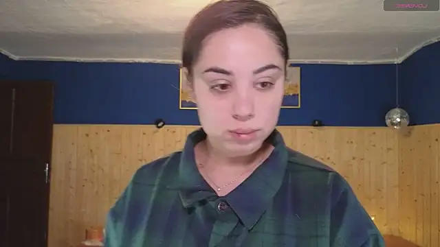 Snapshot of VanessaDoyle chatting on January 24, 8:11 pm VanessaDoyle online show from January 24, 8:11 pm
