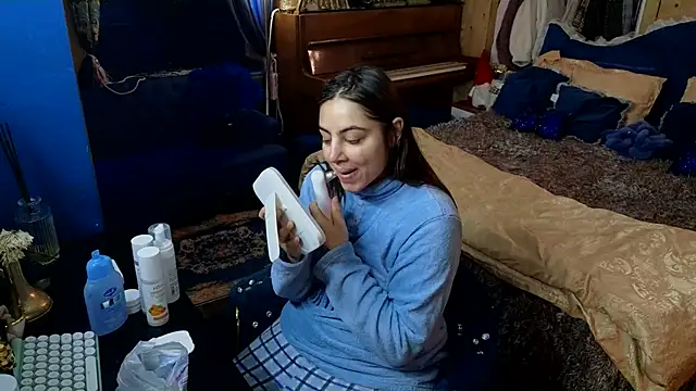 VanessaDoyle online show from December 16, 2:27 am