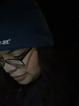 Snapshot of drizzypeach602 chatting on March 13, 3:57 am drizzypeach602 online show from March 13, 3:57 am