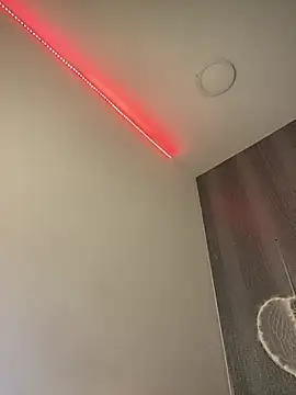 Amira Milker online show from December 15, 3:09 pm