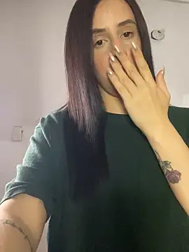 Amira Milker online show from January 6, 2:58 am