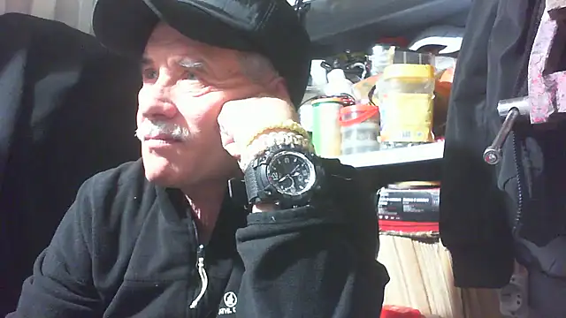Snapshot of nonnomaturobisex chatting on October 20, 3:56 pm nonnomaturobisex online show from October 20, 3:56 pm