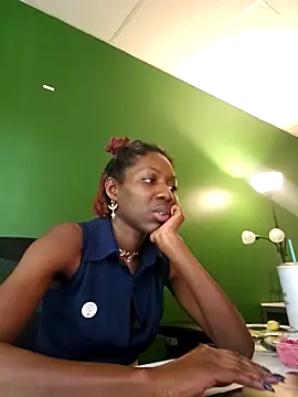 oliviaprettypussy online show from April 29, 5:30 pm