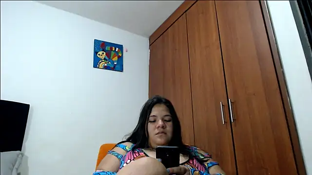 Snapshot of Van3orgasm4me chatting on May 16, 9:39 am Van3orgasm4me online show from May 16, 9:39 am