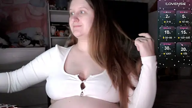 AmeyaLovea online show from May 4, 8:38 pm