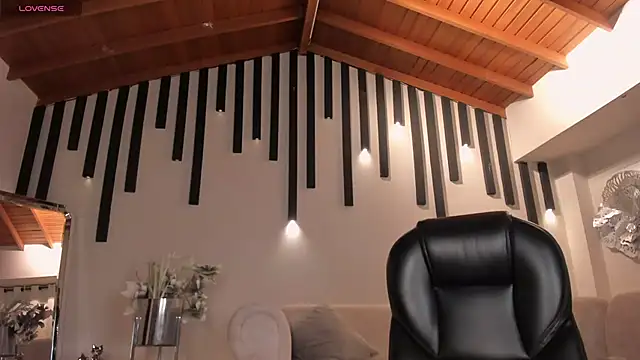 LexieWayne online show from March 11, 12:44 am