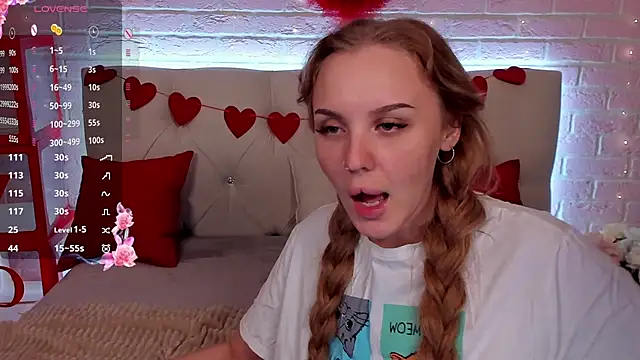 LianaFord online show from February 13, 9:49 pm