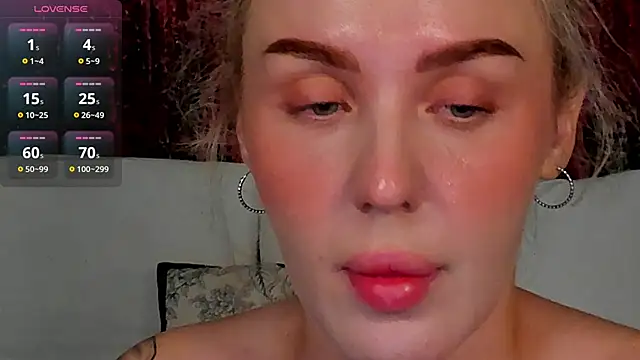 LianaFord online show from October 25, 8:03 pm