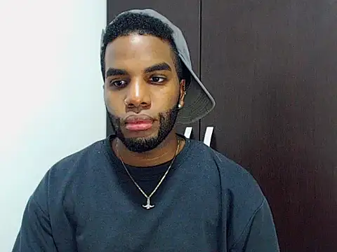 Rene hotman online show from November 22, 8:08 pm