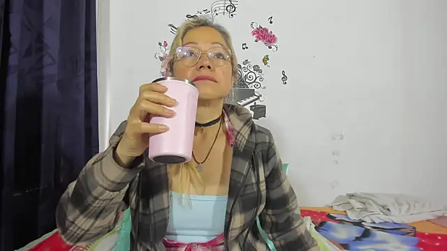 Snapshot of anthonela_mature_ chatting on February 27, 2:10 pm anthonela mature online show from February 27, 2:10 pm