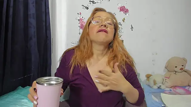 Snapshot of anthonela_mature_ chatting on October 4, 6:17 pm anthonela mature online show from October 4, 6:17 pm