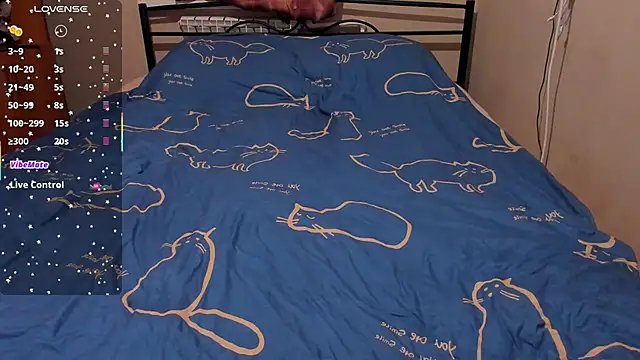 Snapshot of eva_zero chatting on February 26, 4:17 pm eva zero online show from February 26, 4:17 pm