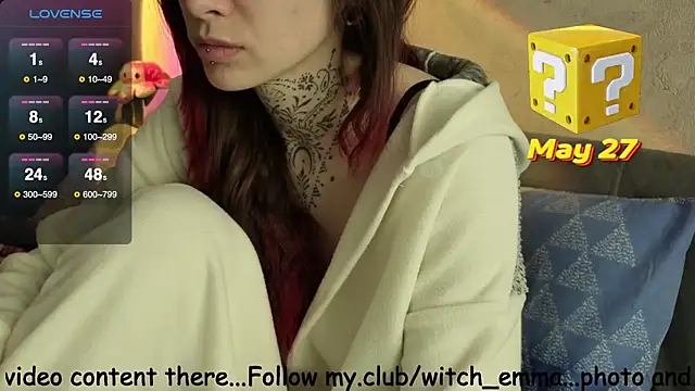 Witch Emma online show from May 27, 7:16 am