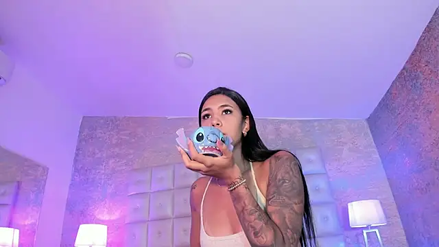 AntonellaRossi online show from November 10, 7:46 pm