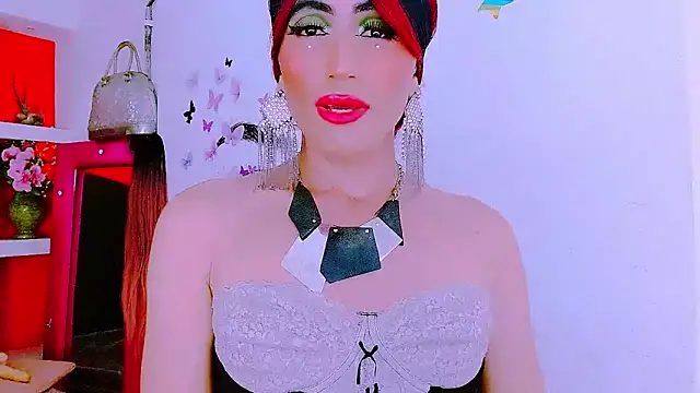 Snapshot of priscilahotker chatting on January 19, 10:50 am priscilahotker online show from January 19, 10:50 am