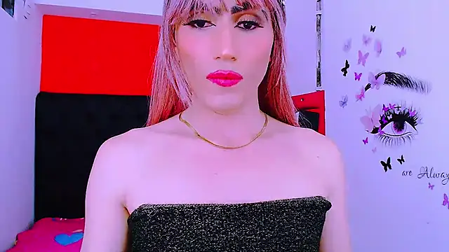 Snapshot of priscilahotker chatting on January 29, 5:51 am priscilahotker online show from January 29, 5:51 am