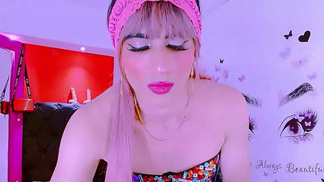Snapshot of priscilahotker chatting on March 8, 1:25 pm priscilahotker online show from March 8, 1:25 pm