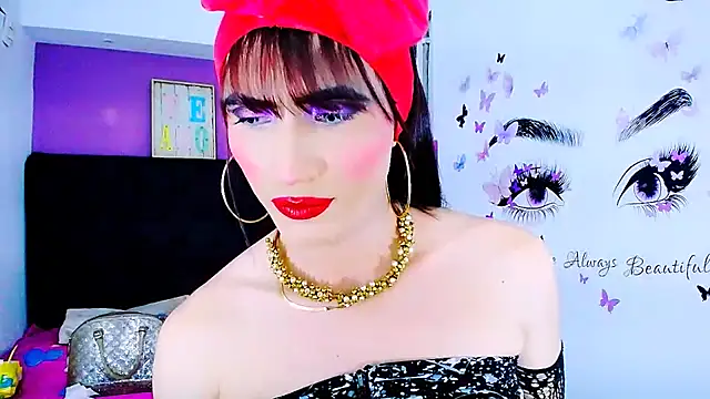 Snapshot of priscilahotker chatting on September 17, 4:19 pm priscilahotker online show from September 17, 4:19 pm