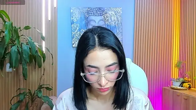 barbie scoth  online show from May 1, 9:41 pm