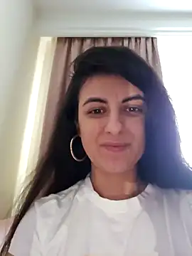 NathalieDream online show from February 17, 7:15 am