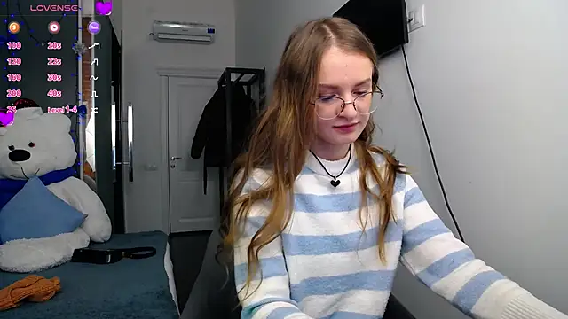 KateJonson online show from January 15, 8:30 am