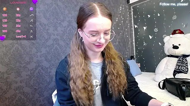 Snapshot of KateJonson chatting on January 19, 7:45 am KateJonson online show from January 19, 7:45 am