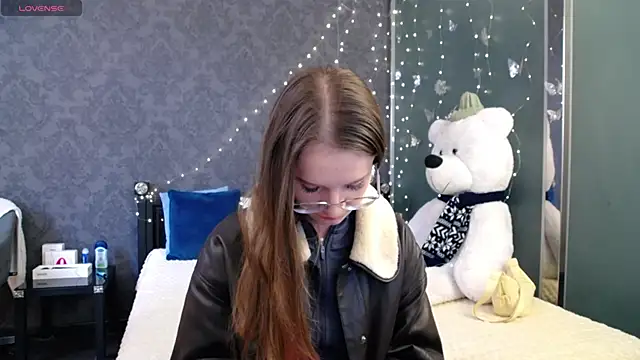 Snapshot of KateJonson chatting on March 18, 1:14 pm KateJonson online show from March 18, 1:14 pm