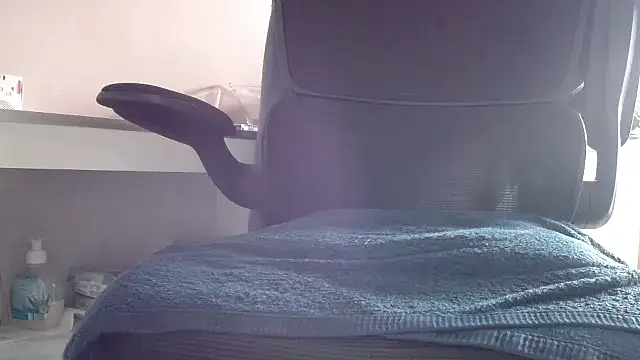 suedel65 online show from March 1, 11:39 am