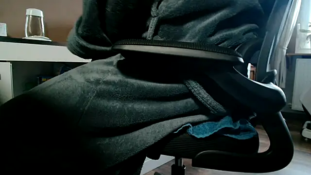 suedel65 online show from September 24, 3:26 pm