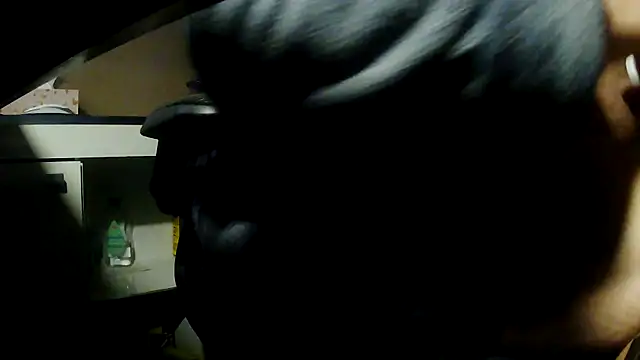 Snapshot of suedel65 chatting on March 30, 2:56 am suedel65 online show from March 30, 2:56 am