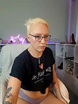 Jan ina online show from January 26, 11:50 am