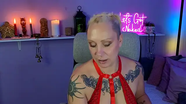 Jan ina online show from November 1, 1:13 pm