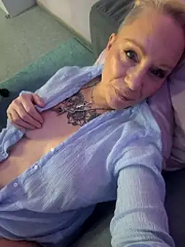 Jan ina online show from November 25, 6:35 am