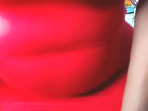 Snapshot of Yayis-hot-sexyw chatting on January 12, 8:36 pm Yayis-hot-sexyw online show from January 12, 8:36 pm