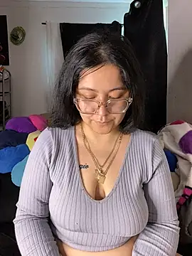 Snapshot of MsConejitaa chatting on February 3, 5:56 pm MsConejitaa online show from February 3, 5:56 pm