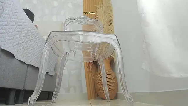 Azahara Amin  online show from April 17, 3:04 pm