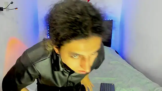 shelby  hotshoww online show from December 27, 11:39 am