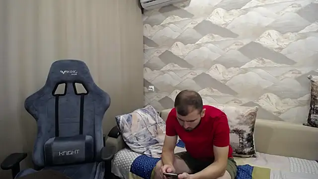 SerzhKorol1 online show from September 27, 1:05 pm