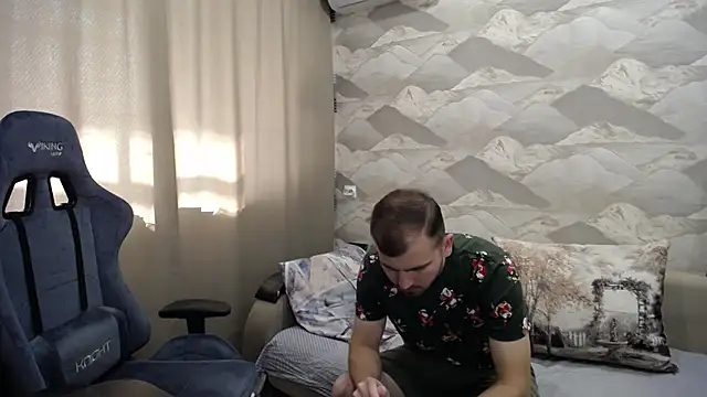 SerzhKorol1 online show from October 18, 7:09 am